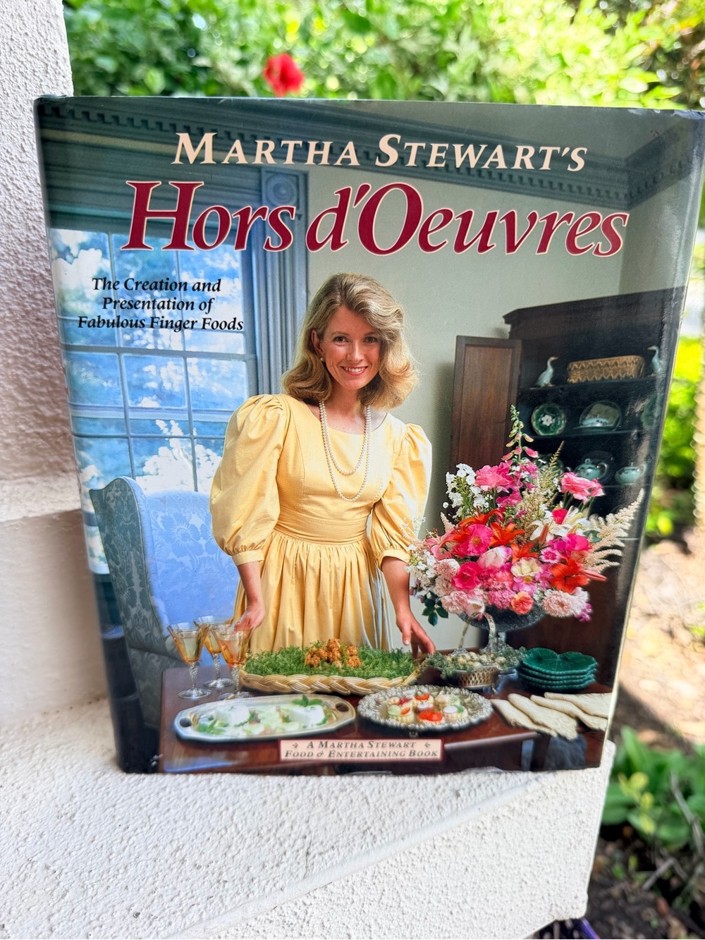 Vintage 1984 Martha Stewart Hors d’Oeuvres Cookbook Hardcover DJ Entertaining